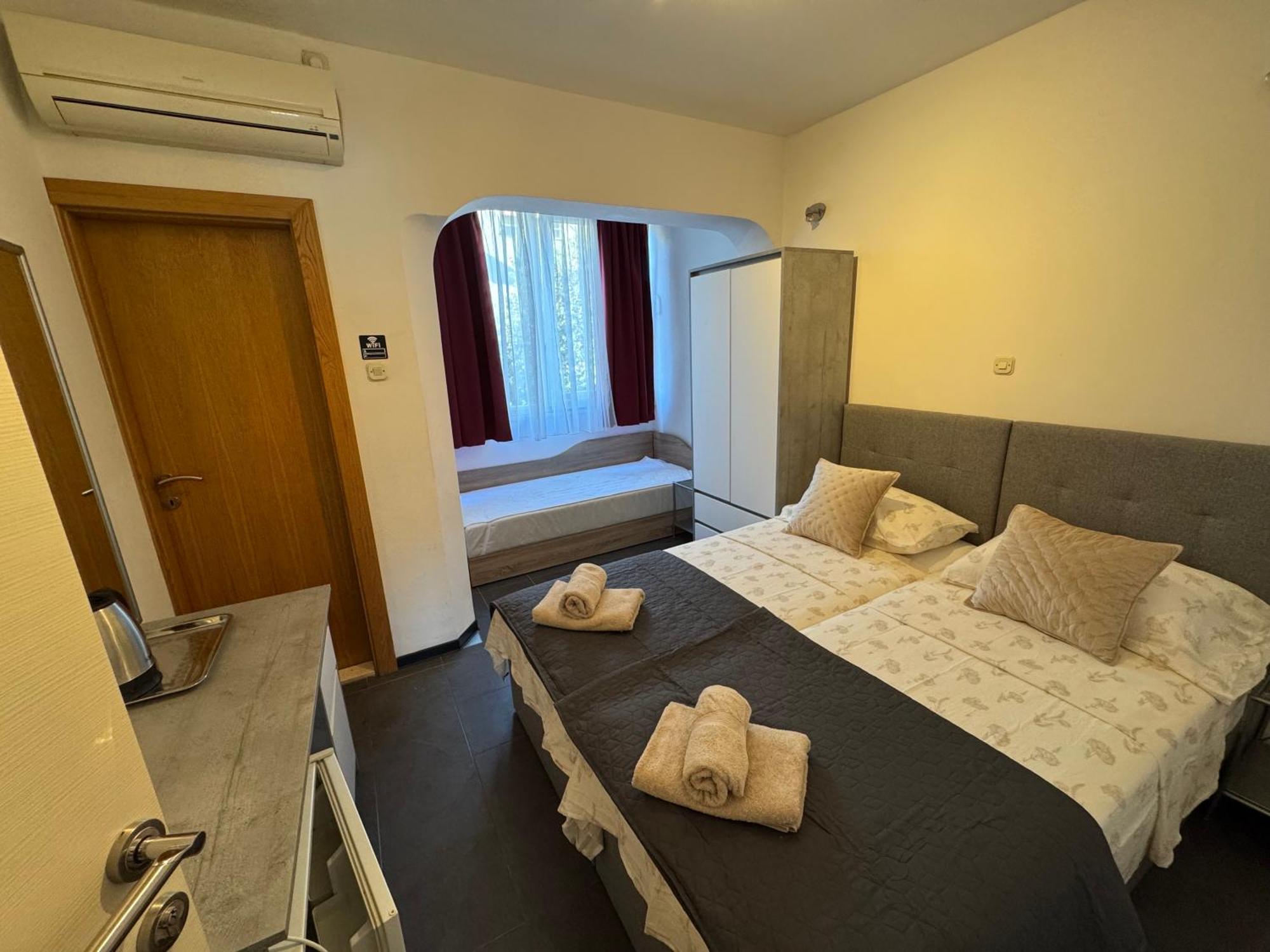 ספליט Blue Tree Rooms מראה חיצוני תמונה