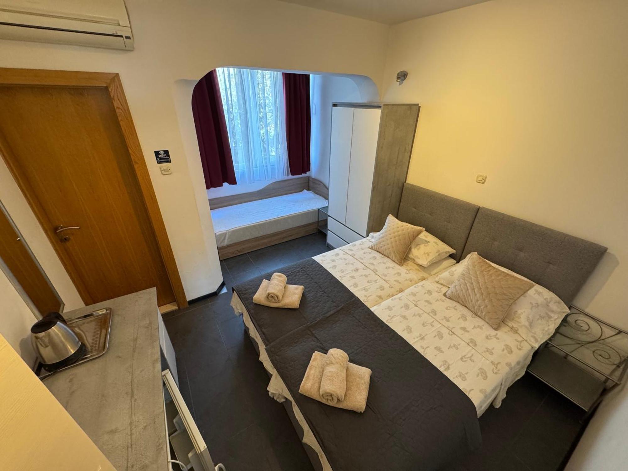 ספליט Blue Tree Rooms מראה חיצוני תמונה
